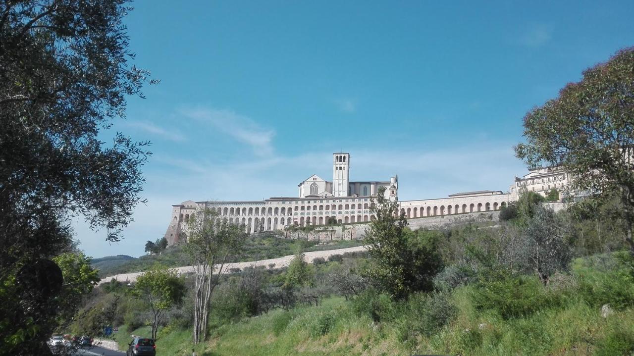 Casa Del Frate Apartment Assisi Exterior photo